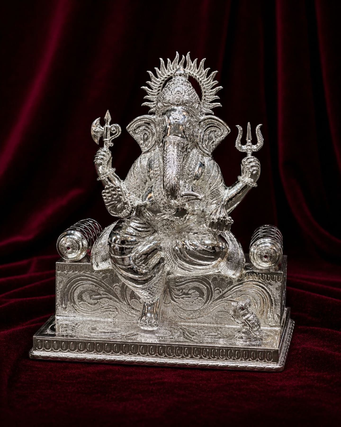 A finished silver Ganpati idol, cast and polished in-house